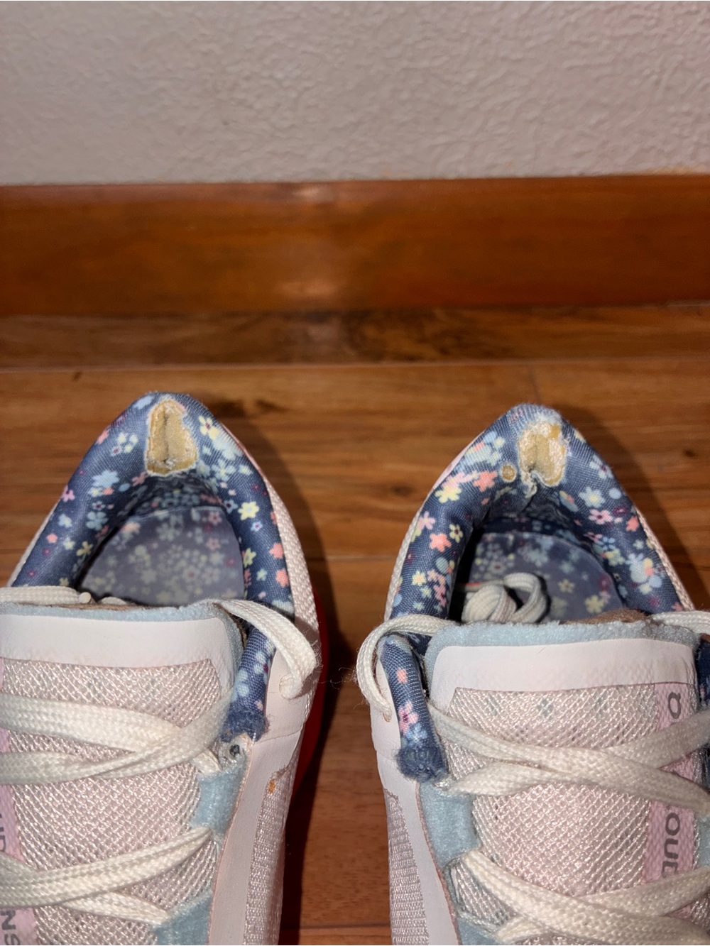 Free People Movement X On Cloudmonster Women’s Athletic Shoe Sneakers- size 7.5 - Picture 11 of 12